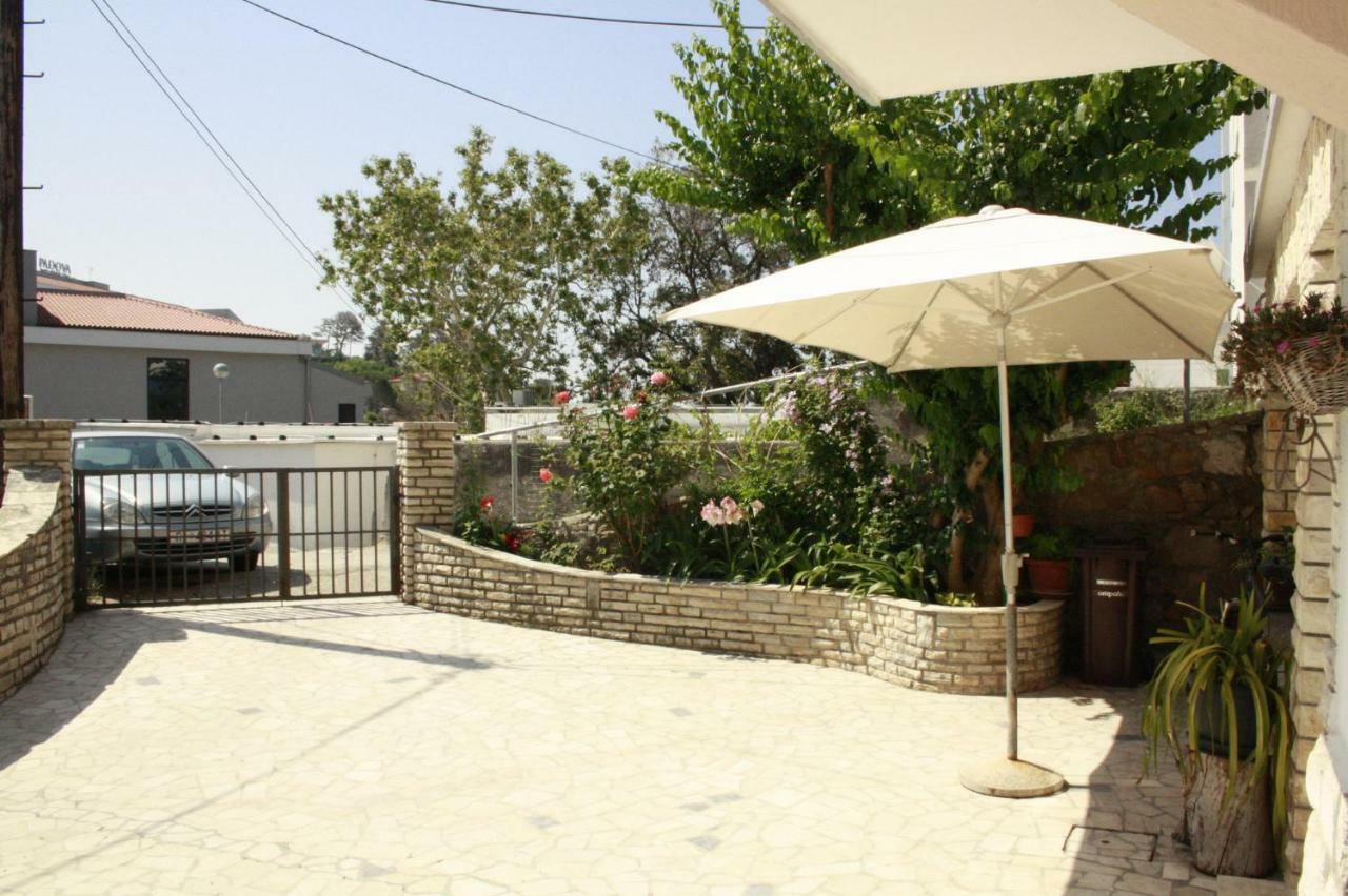 Guesthouse Matusan'S Place Banjol ภายนอก รูปภาพ